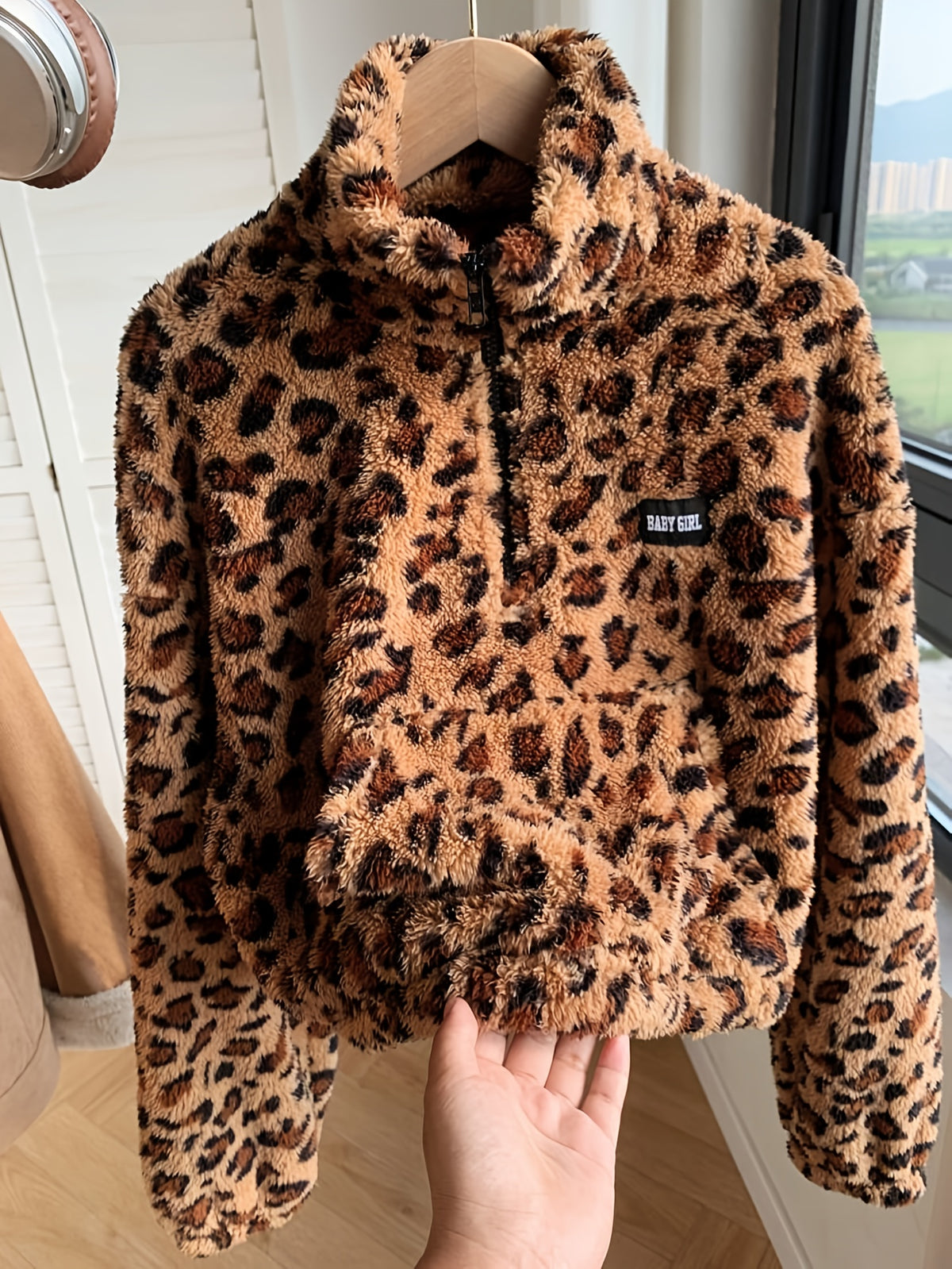Pull léopard fille