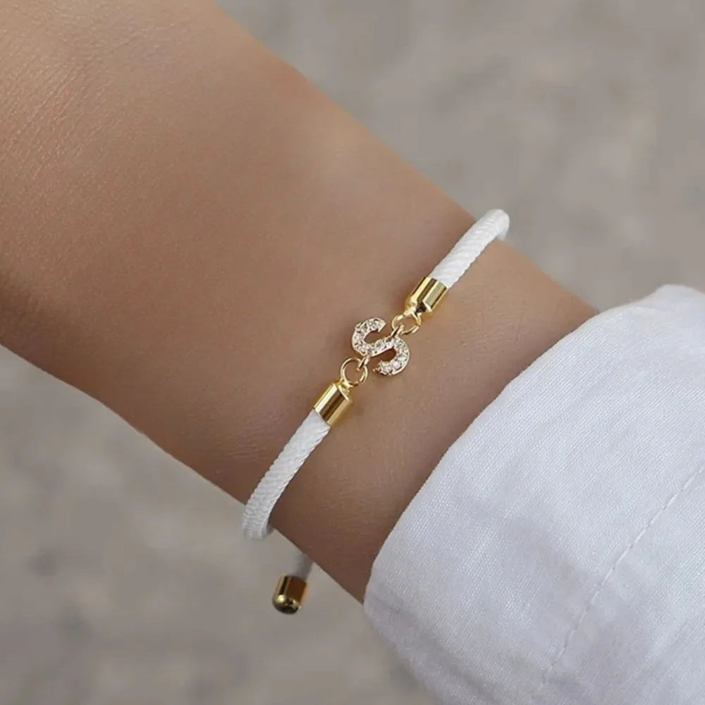 Bracciale Iniziale Aurévia — Lettera con Cuore su Cordino Regolabile