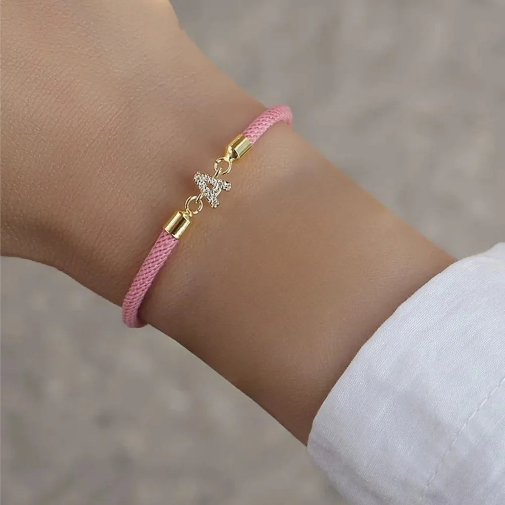 Bracciale Iniziale Aurévia — Lettera con Cuore su Cordino Regolabile